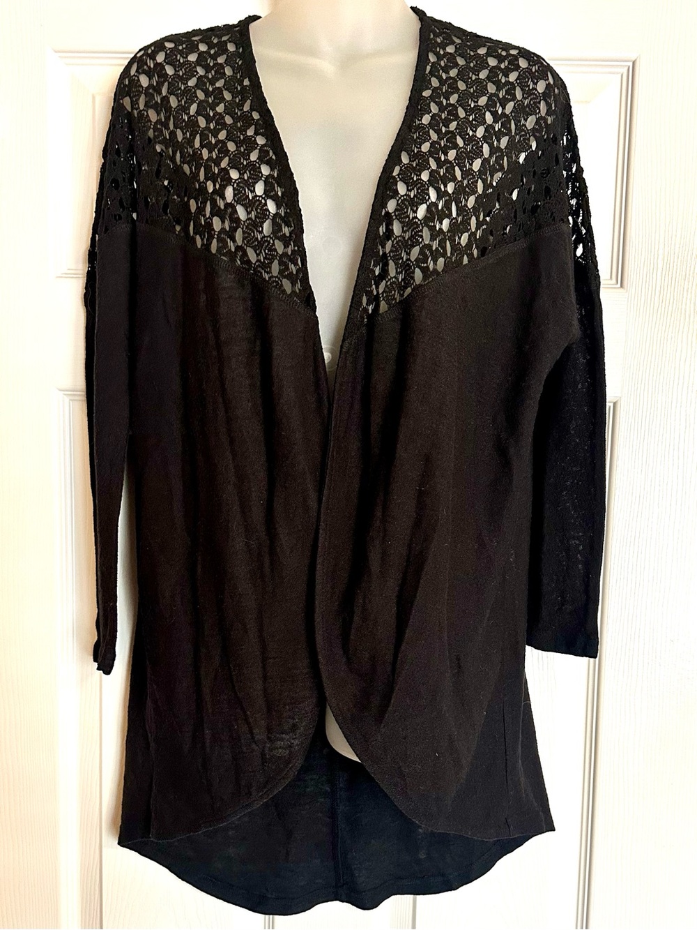 Umgee Black Open-Front Crochet Yoke Cardigan